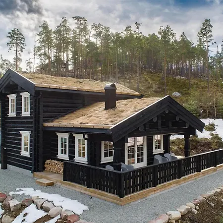 Semesterbostad Tuva Hytte